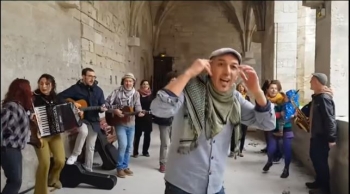 HK & Les Saltimbanks, le groupe de "Danser encore", l'hymne anti-confinement